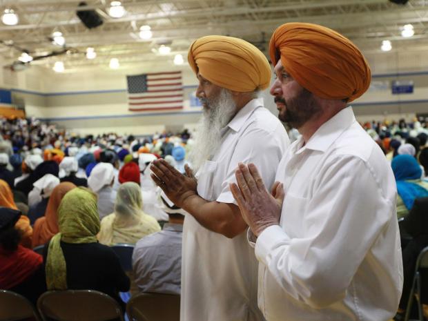 sikhmansshootinginusbeinginvestigatedashatecrimecommunityrespondswithfeardisbelief